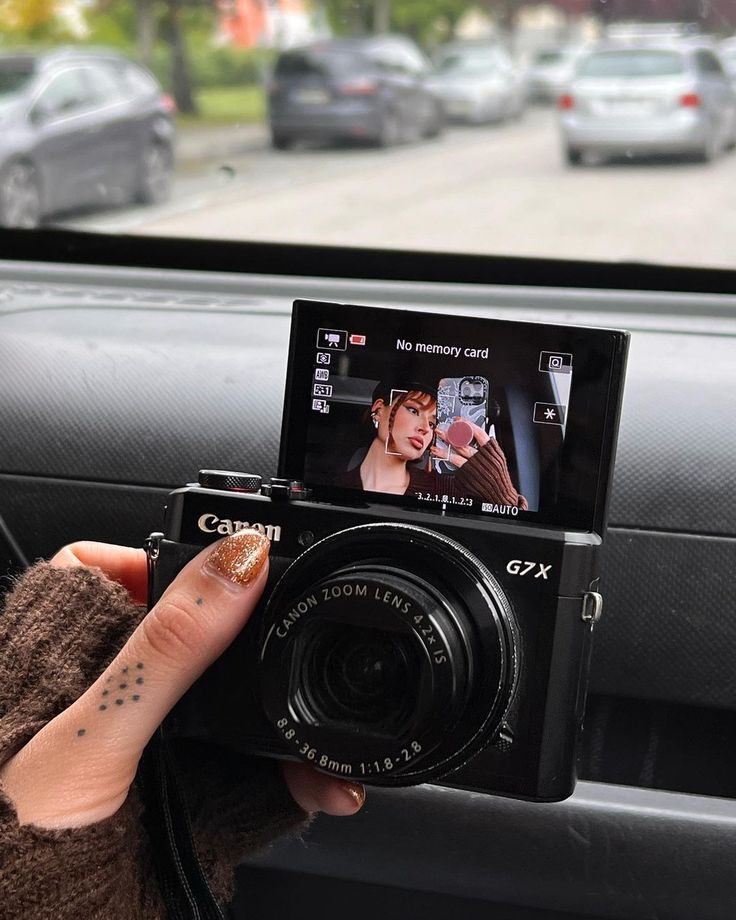 Canon Powershot G7x Mark II